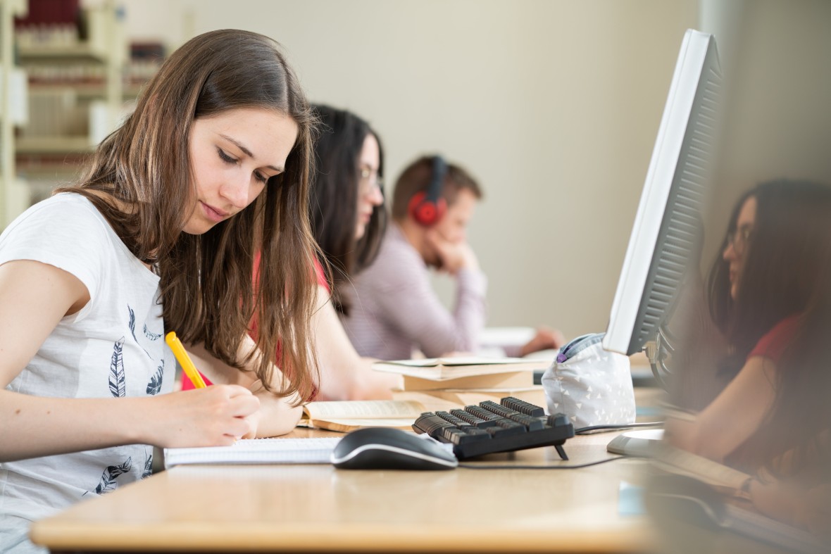 Studienanfänger – Institut für Sprach- und Literaturwissenschaft – TU Darmstadt